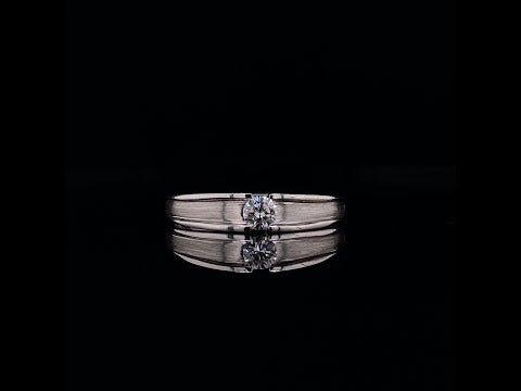 Satin finish with polished edges diamond ring video