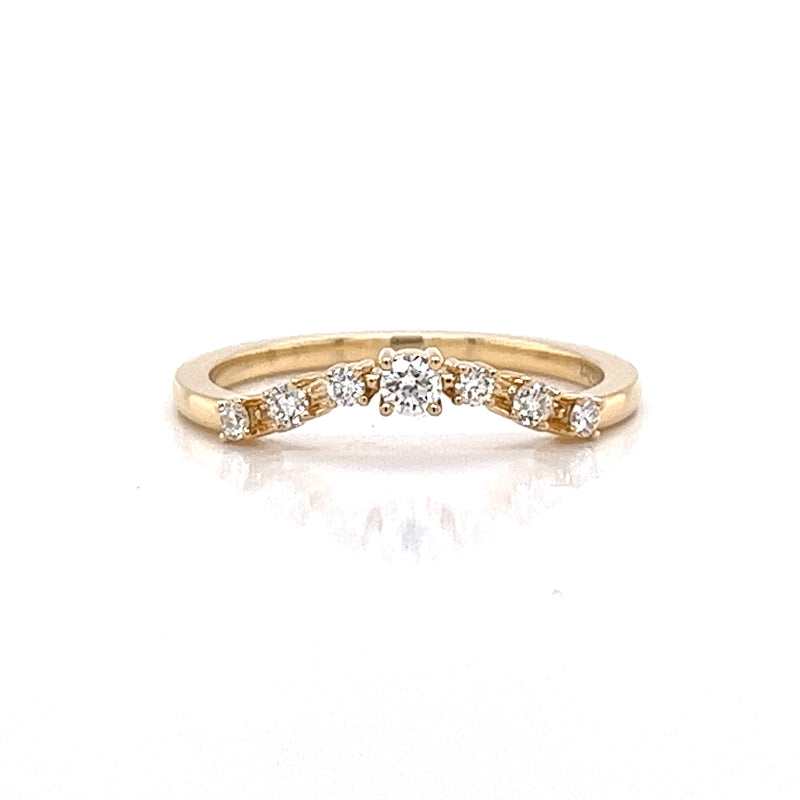 Curved Shared Prong Diamond Ring