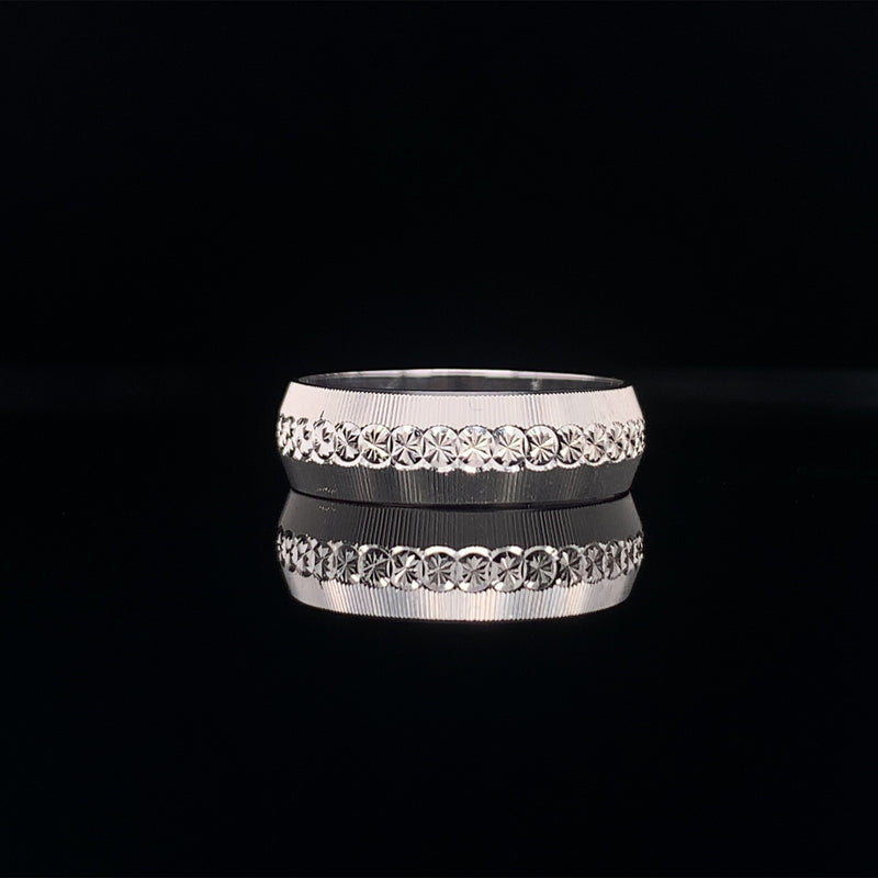 18k white gold etched ring