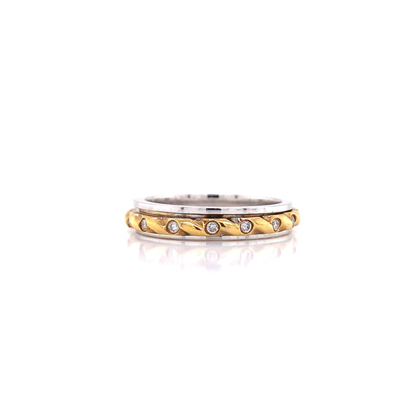 white and yellow gold diamond wheel ring