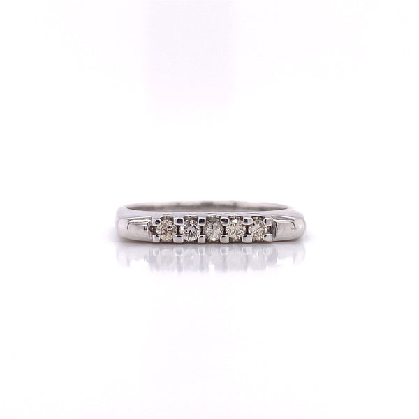 rounded linear diamond ring