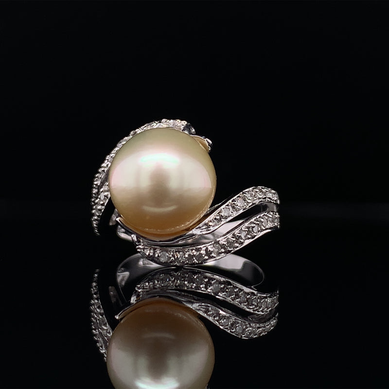 Double Swirl Pearl Ring