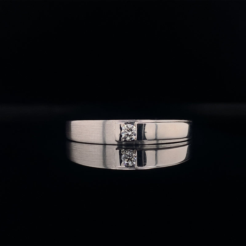 satin and polished gold diamond wedding ring
