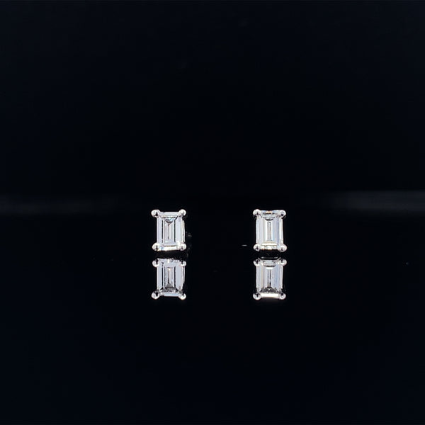 18k white gold Emerald cut diamond studs