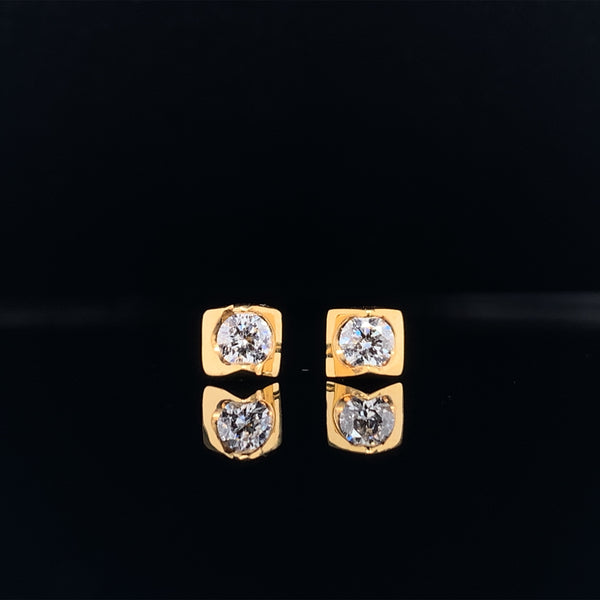 18k yellow gold diamond bezel setting stud earrings